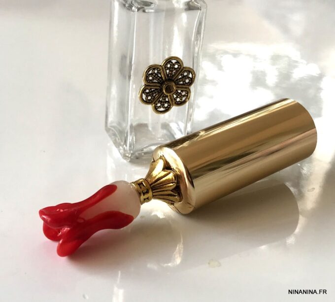 N7463J Vaporisateur a parfum rechargeable verre métal doré - Accessoires parfumeurs en ligne Ninanina