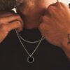 N7490e Collier geométrique acier pendentif carré onyx noir - Bijoux Colliers en ligne Ninanina