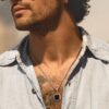 N7491f Collier pendentif carré onyx noir acier inoxydable homme - Bijoux Colliers en ligne Ninanina