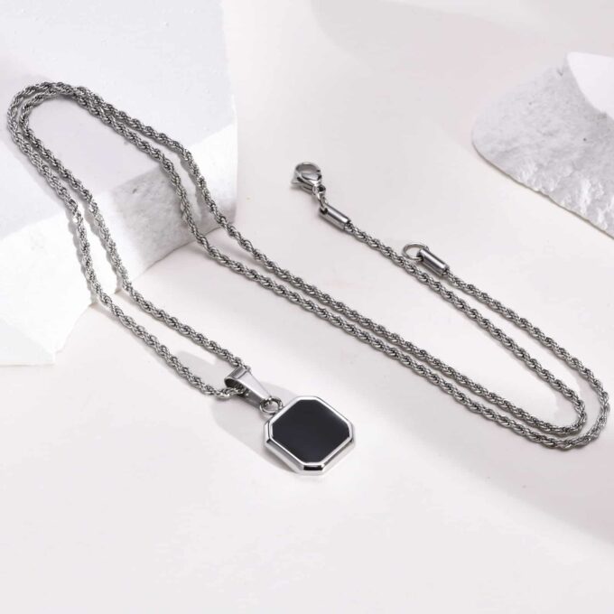 N7491g Collier pendentif carré onyx noir acier inoxydable homme - Bijoux Colliers en ligne Ninanina