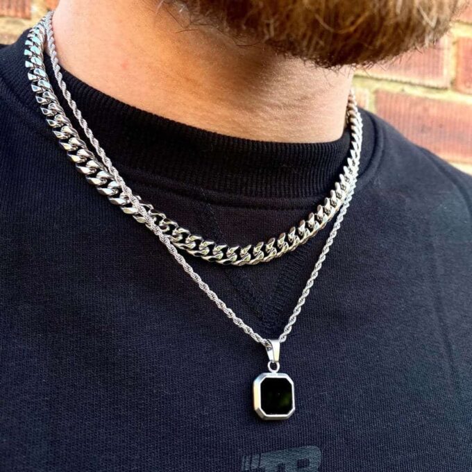 N7491o Collier pendentif carré onyx noir acier inoxydable homme - Bijoux Colliers en ligne Ninanina
