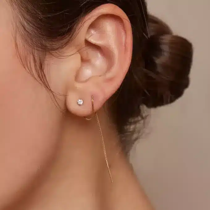 N7500h Boucle d'oreille chaine traversante plaqué or cz - Bijoux Boucles d'oreilles en ligne Ninanina