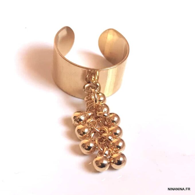 N7531g Bague breloque ronde grappe perles dorées réglable - Bijoux Bagues en ligne Ninanina