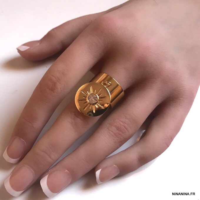 N7551d Bague pendentif acier soleil doré zirconium réglable - Bijoux Bagues en ligne Ninanina
