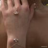 N7561c Bracelet zirconium femme bague chaine plaqué or - Bijoux Bracelets en ligne Ninanina