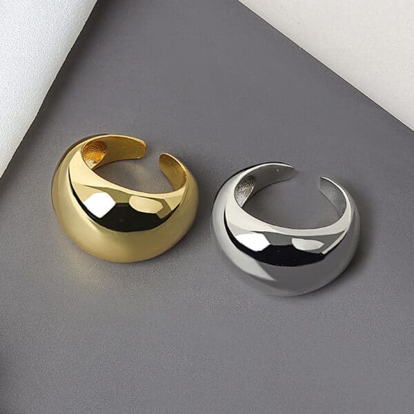 Bague Réglable Initiale Avec Lettre Et Strass - Acier Argenté Ou Doré - Fleurs