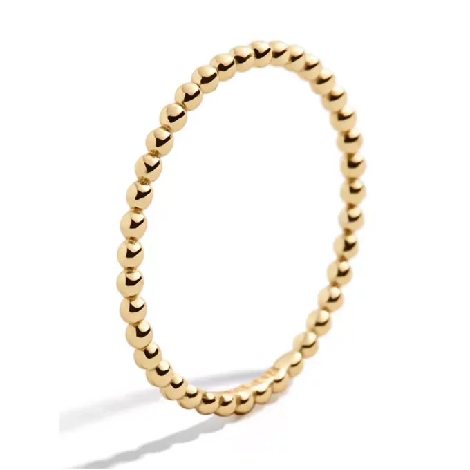 La “Bague pouce femme perlée fine Argent massif 925 plaqué or” est un bijou destiné à être porté sur le pouce. Elle est conçue en argent massif 925 et plaquée or pour une finition luxueuse. Les perles ajoutent une touche d’élégance et de sophistication. Cette bague peut être portée pour diverses occasions, comme un accessoire de mode quotidien ou pour des événements spéciaux. Elle peut aussi être un cadeau significatif pour un être cher.