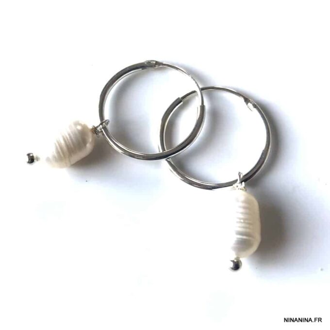 N7686a Creoles perles blanches d'eau douce et Argent 925 - Bijoux Boucles d'oreilles en ligne Ninanina