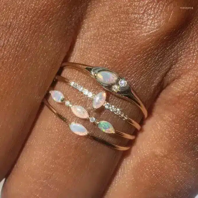 N7730e Bague en Opale naturelle et zirconium diamant synthétique forme marquise Argent 925 plaqué or - Bijoux Bagues en ligne Ninanina