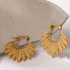 N7744h Boucles d oreilles boheme chic plume acier inox doré - Bijoux Boucles d'oreilles en ligne Ninanina