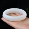 N8076m Bracelet Jade Blanc Véritable Jonc Femme 65mm - Bijoux Bracelets en ligne NINANINA