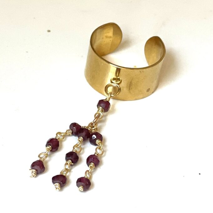 N8102d Bague Breloque Doré Acier et Pompon en Pierre Grenat - Bijoux Bagues en ligne Ninanina