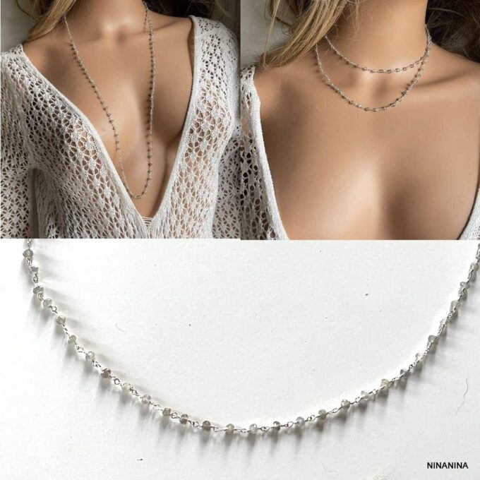 N8248d Sautoir Labradorite Grise - Collier long Femme Argent - Bijoux Colliers sautoirs en ligne Ninanina Zoom sur le collier long en labradorite grise avec chaîne en argent porté en 1 tour et en 2 tours - Bijou artisanal raffiné pour femme