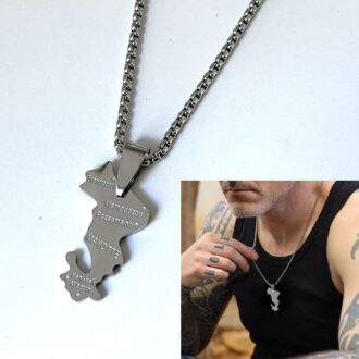 Collier Mayotte pour homme avec pendentif carte en acier inoxydable - Bijou élégant et durable