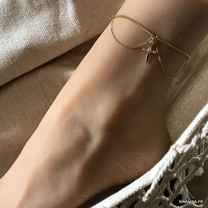 N7652c Bracelet cheville acier inoxydable doré épée zirconium - Bijoux de pieds en ligne Ninanina