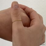 Bague pour pouce femme en acier inoxydable doré avec finition fine portée - Bijou élégant et moderne