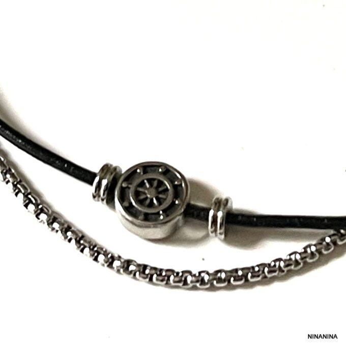 N8281c Bracelet De Cheville Homme Double Rang Cuir Et Acier Inoxydable Artisanal - Bijoux de pieds hommes artisanaux en ligne Ninanina Zoom sur le Bracelet De Cheville Homme Double Rang Cuir Et Acier Inoxydable Artisanal signé Ninanina