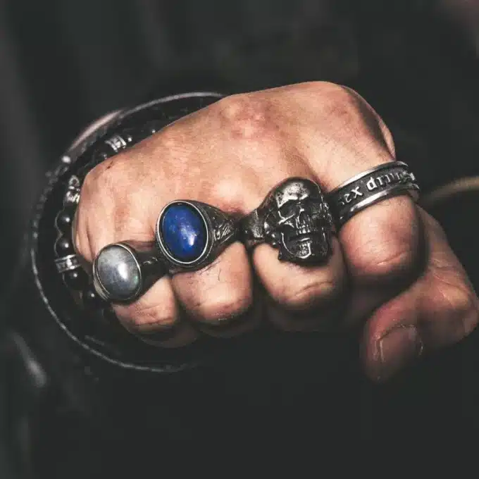 N8382b Bague Bleue Homme Chevalière Acier Lapis Lazuli Archange Gabriel - Bijoux Bagues hommes en ligne Ninanina