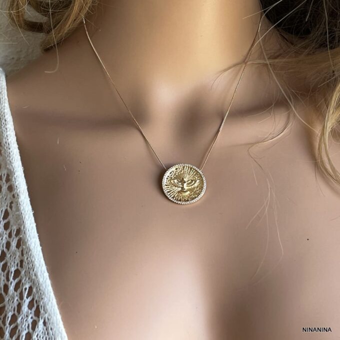 N8427a Pendentif Oiseau Or Femme - Collier Alliage Doré et Zirconium - Bijoux Colliers en ligne Ninanina