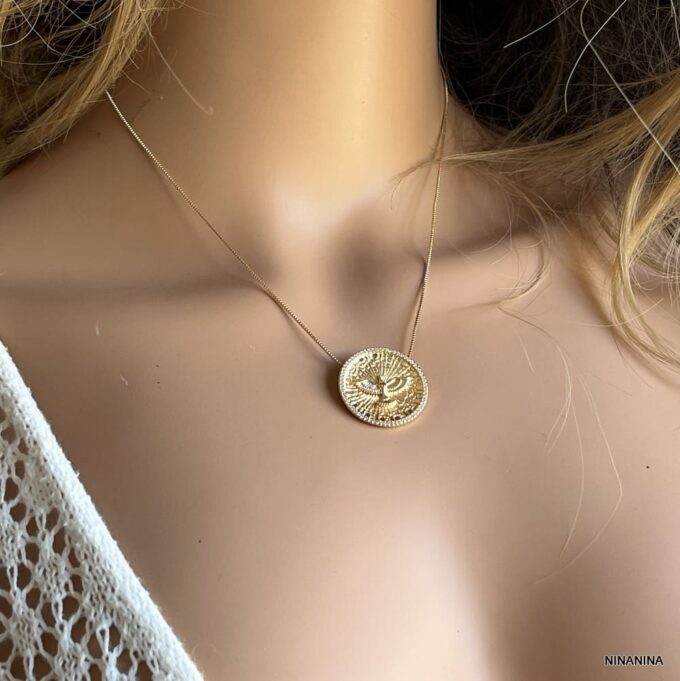 N8427d Pendentif Oiseau Or Femme - Collier Alliage Doré et Zirconium - Bijoux Colliers en ligne Ninanina