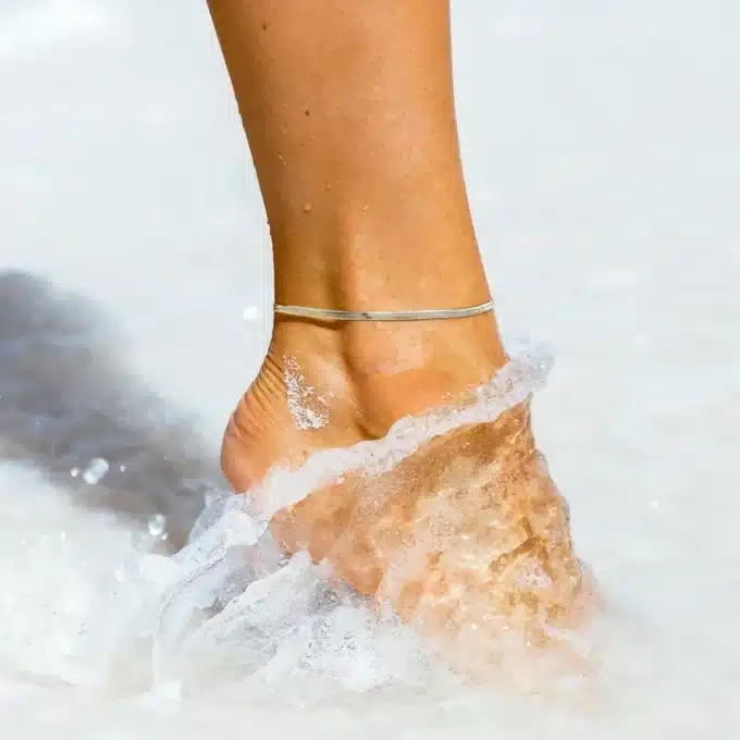 N8472e Bracelet De Cheville Acier Inoxydable Argent Maille Serpentine Plate - Bijoux de pied femme en ligne Ninanina