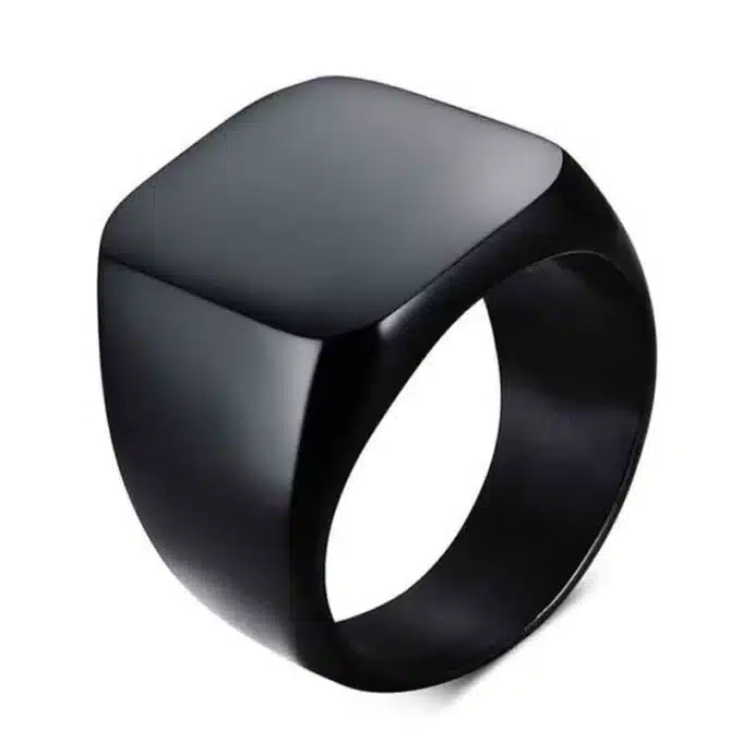 N8524 Bague carrée homme acier noir – design carré minimaliste et finition satinée - Bijoux Bagues hommes en ligne Ninanina