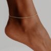N8552a Chaine de cheville minimaliste Plaqué Or 14 carats gold filled maille forçat artisanale - Bijoux de pieds en ligne Ninanina
