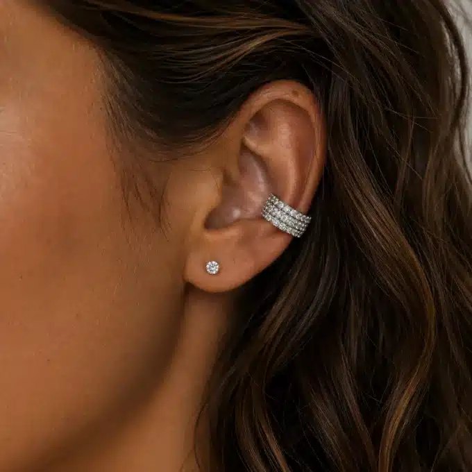 N8660a Manchette d'Oreille Large Acier Inoxydable Argenté – Ear Cuff Femme Pavé de Strass - Bijoux d'oreilles en ligne Ninanina