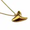 N8671 Collier femme boheme chic artisanal en acier doré - pendentif dent de requin - Bijoux colliers femmes en ligne Ninanina